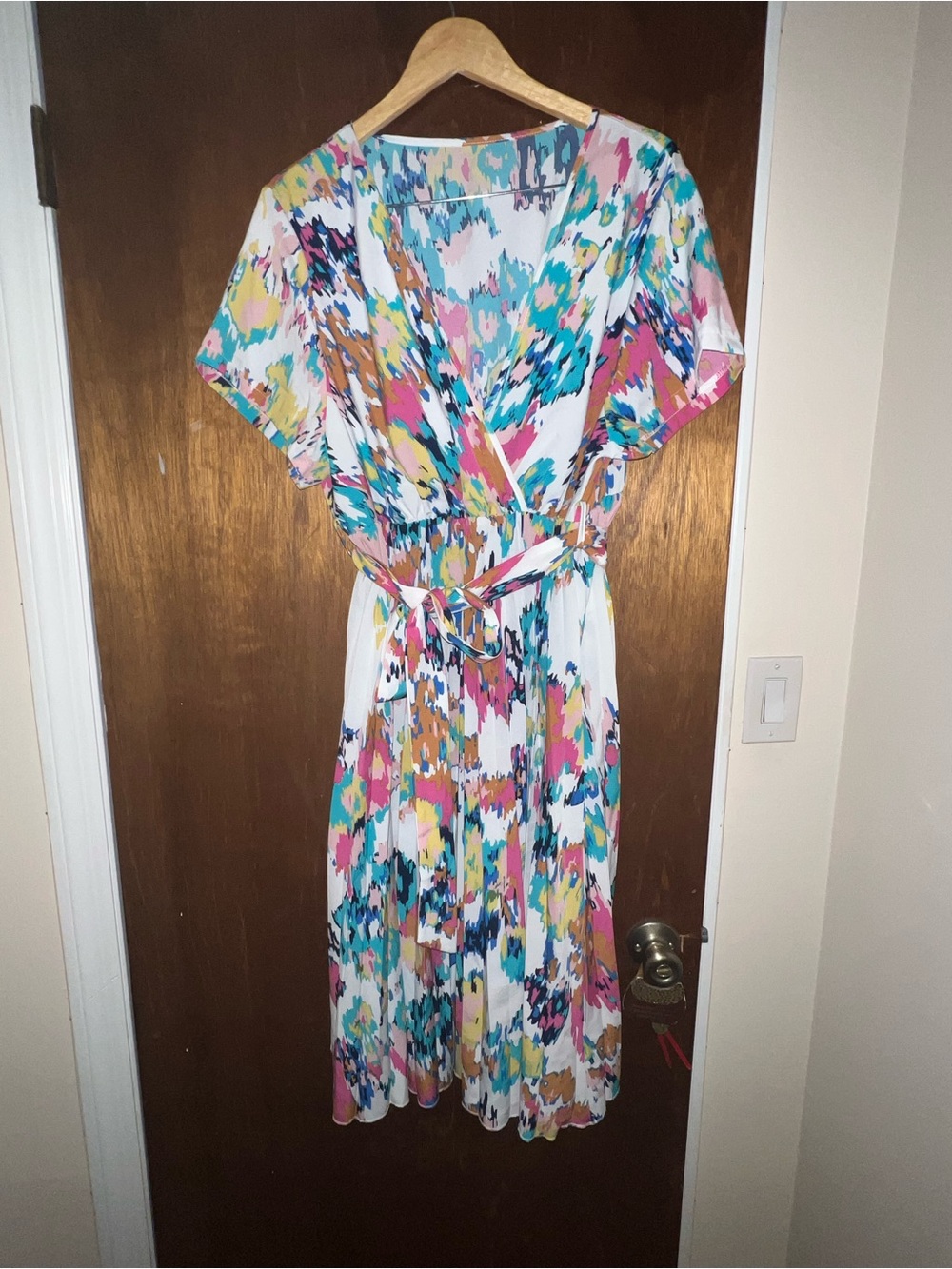SHEIN White Multicolor Abstract Print Wrap Midi Dress